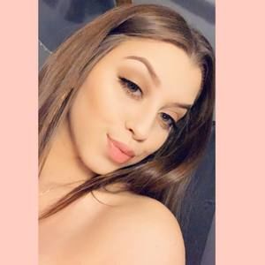 Meet your Posher, Karina